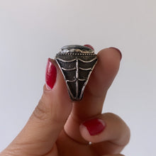 Load image into Gallery viewer, Spider Web Signet Size 7.5