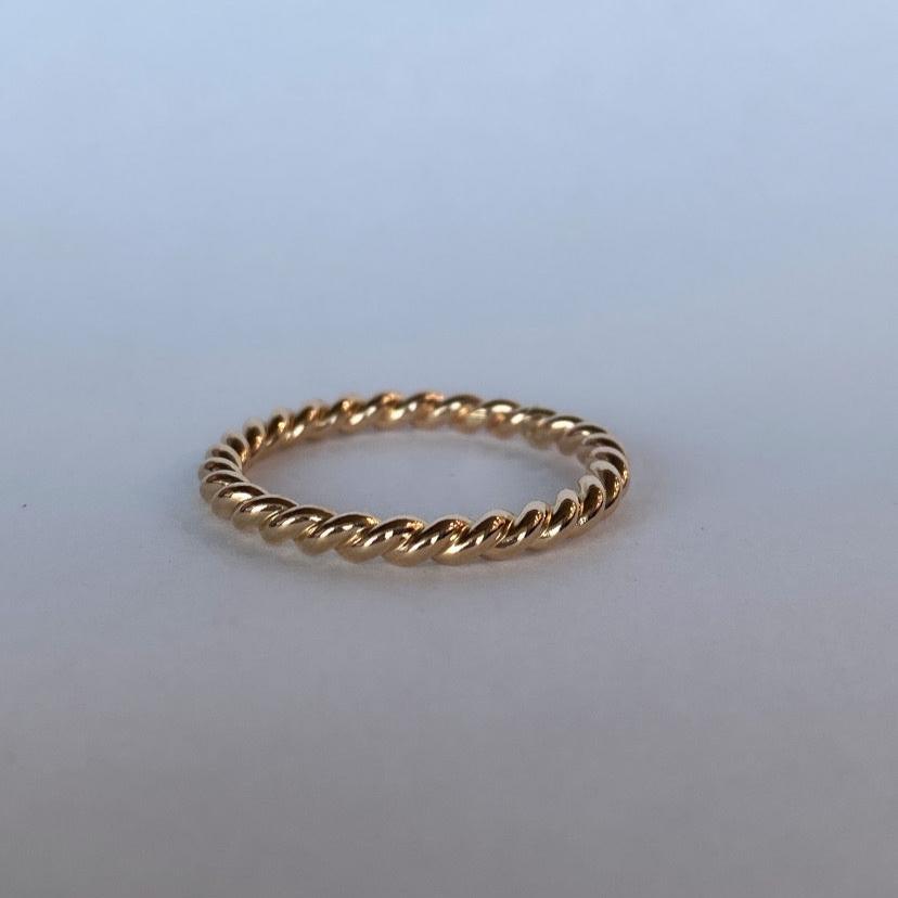 Twisted Ring Sz 8.25