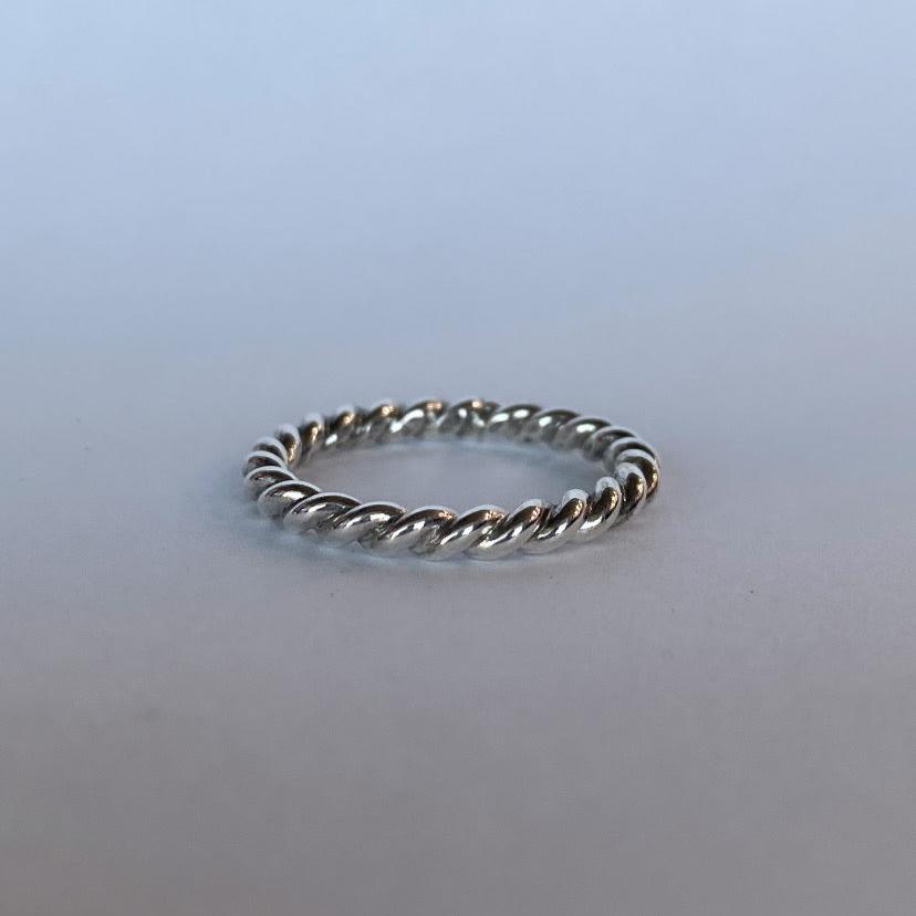 Twisted Ring Sz 6.5