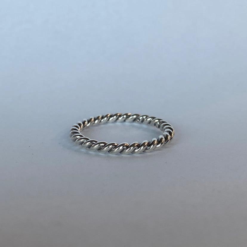 Twisted Ring Sz 9