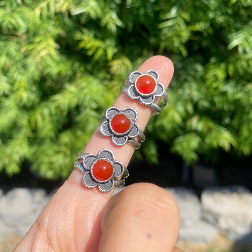 Carnelian Daisy Flower Ring Size 7